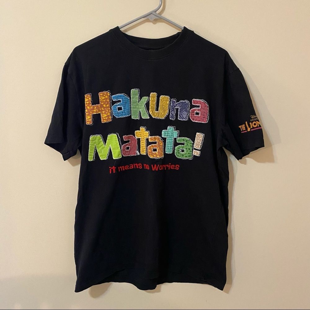 DISNEY LION KING Broadway Musical Hakuna Matata! Shirt